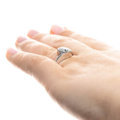 daci solitaire engagement ring plain lab grown diamond lifestyle 003